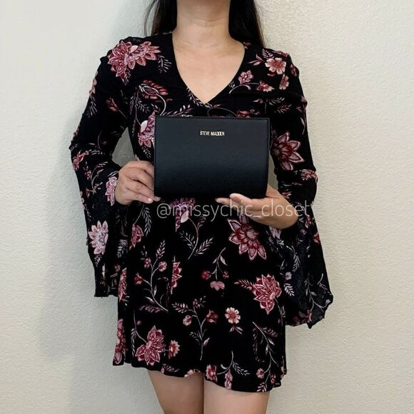 Steve Madden Black Crossbody Wallet Bag - Picture 3 of 12